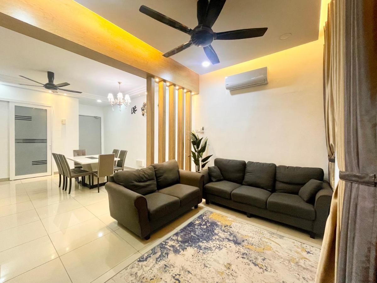 Sofiamuslim Homestay Putrajaya- Near Alamanda Mall & Federal Government Administrative Centre Kompleks Abcdef Buitenkant foto